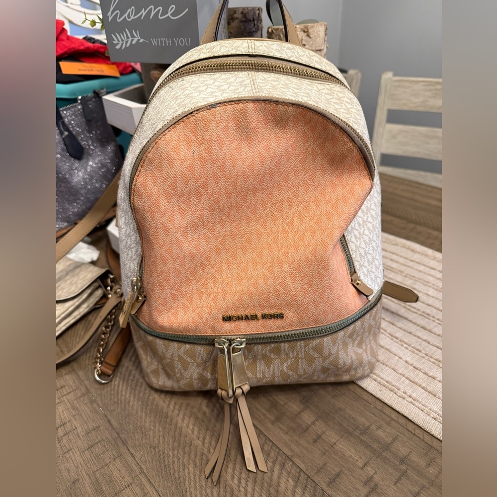Michael kors bookbag